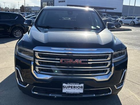 Used 2023 GMC Acadia SLE image 11