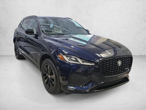 Certified 2025 Jaguar F-PACE R-Dynamic S image 3