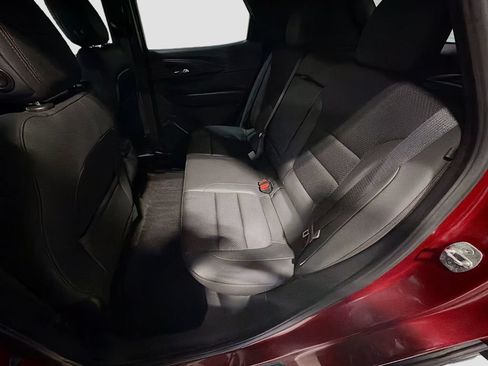 Used 2022 Chevrolet TrailBlazer RS FWD image 25