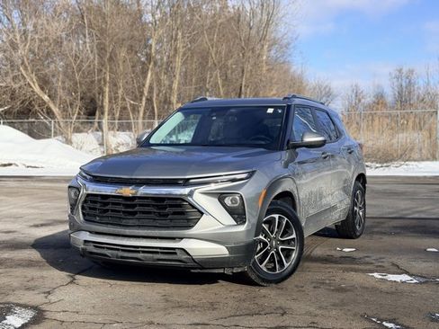 Certified 2024 Chevrolet TrailBlazer LT w/ LT Cold Weather Package image 1