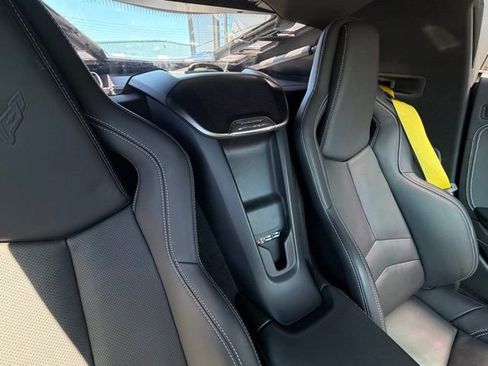Used 2025 Chevrolet Corvette Stingray Preferred Cpe w/ Z51 Performance Package RWD image 28