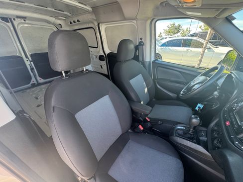 Used 2021 RAM ProMaster City Tradesman FWD image 18