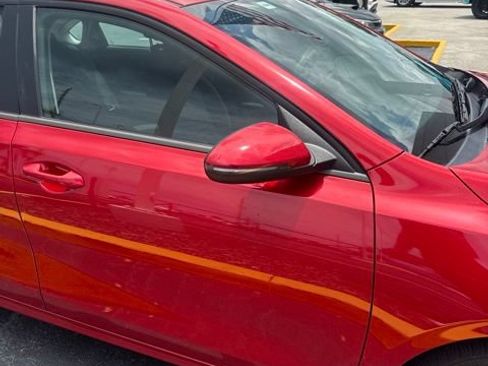 Used 2024 Kia Forte LXS w/ LXS Technology Package FWD image 5
