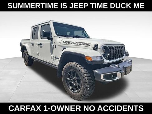 Used 2025 Jeep Gladiator Sport AWD/4WD image 1