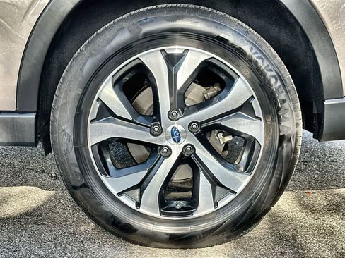 Used 2022 Subaru Outback Limited image 14