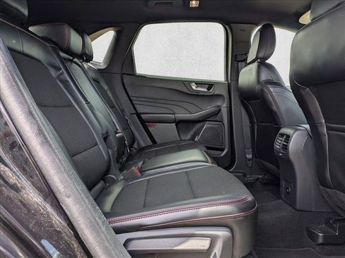 Used 2025 Ford Escape ST-Line FWD image 19
