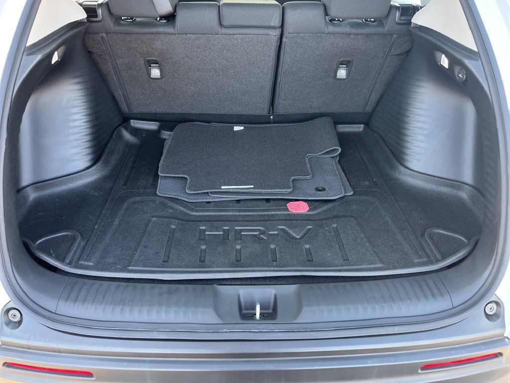 Certified 2024 Honda HR-V LX image 33