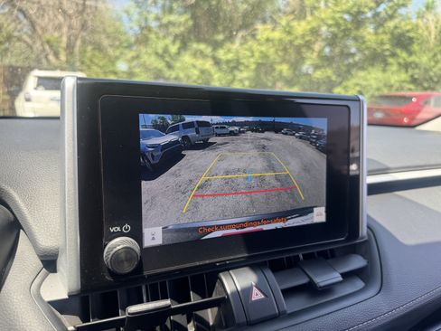 Certified 2023 Toyota RAV4 XLE AWD/4WD image 25