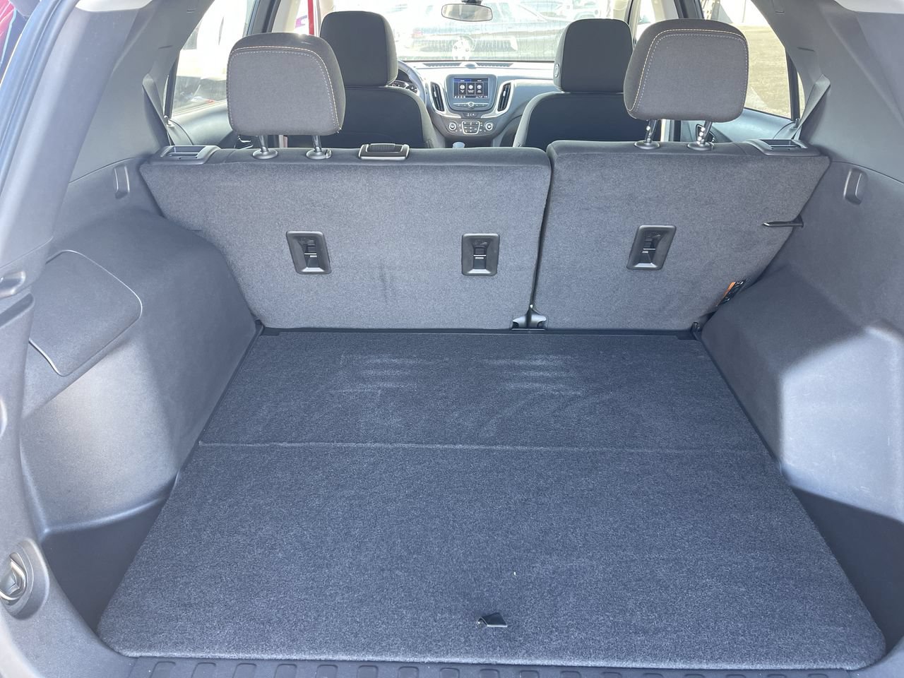 Used 2023 Chevrolet Equinox LT FWD image 25