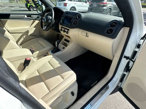 Used 2016 Volkswagen Tiguan R-Line image 21