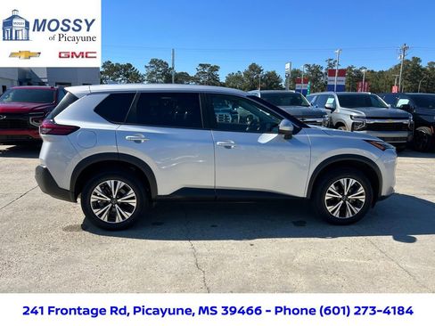 Certified 2023 Nissan Rogue SV image 8