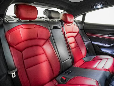 Certified 2022 Porsche Taycan Turbo image 6