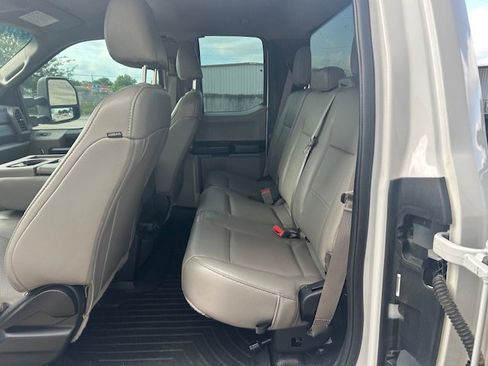 Used 2019 Ford F250 XL w/ XL Value Package AWD/4WD image 16