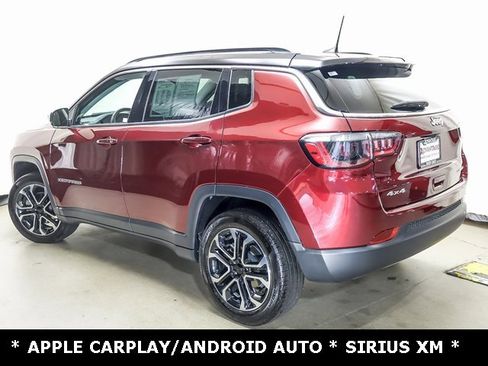 Used 2022 Jeep Compass Limited image 5