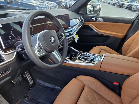 New 2026 BMW X7 xDrive40i w/ M Sport Package image 17