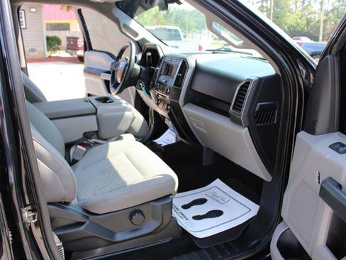 Used 2018 Ford F150 XLT AWD/4WD image 23