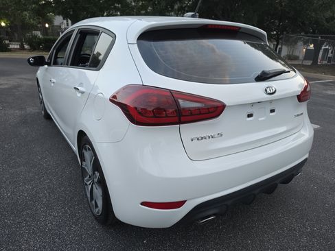 Used 2017 Kia Forte SX FWD image 6