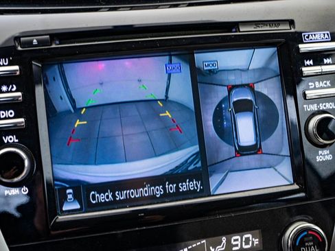 Used 2015 Nissan Murano Platinum w/ Platinum Technology Package image 32