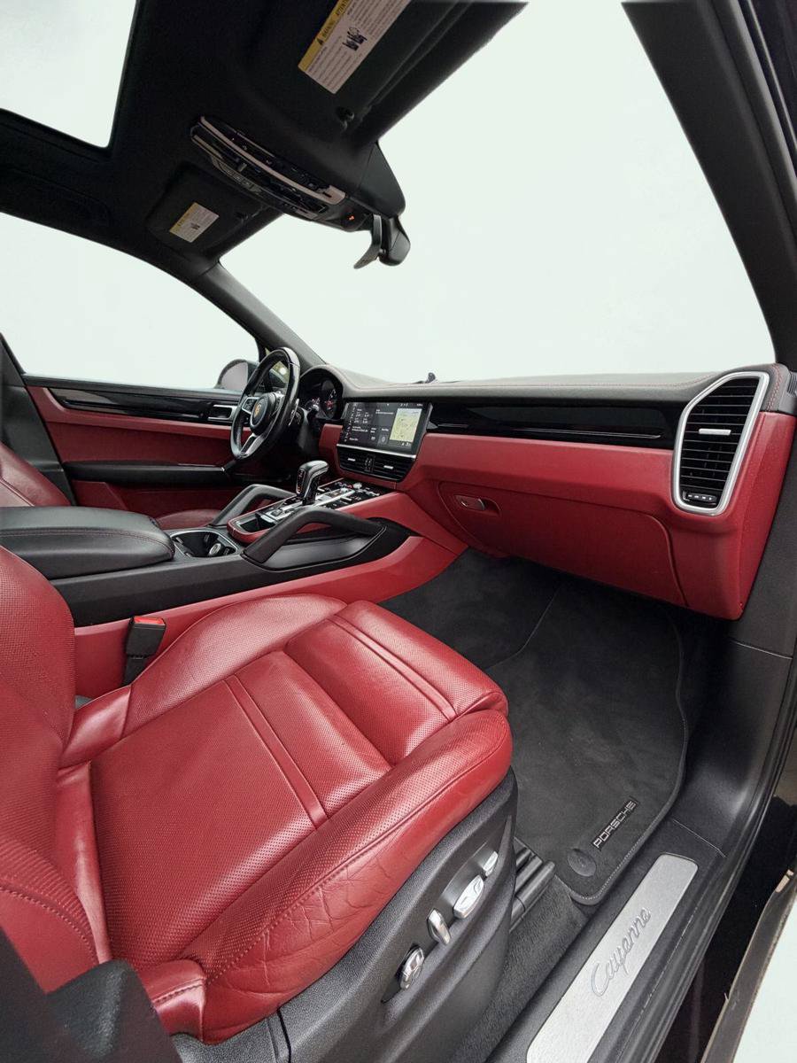 Used 2019 Porsche Cayenne AWD/4WD image 8