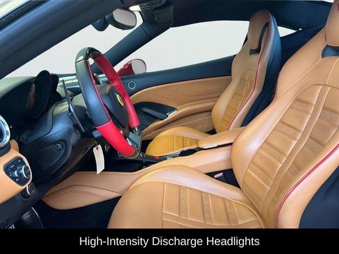 Used 2016 Ferrari California T RWD image 9