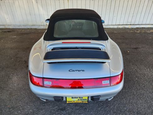 Used 1997 Porsche 911 Carrera RWD image 3