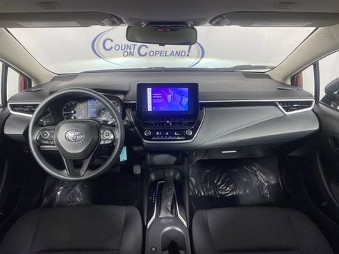 Used 2023 Toyota Corolla LE image 12
