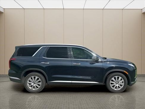 Used 2024 Hyundai Palisade SEL FWD image 13