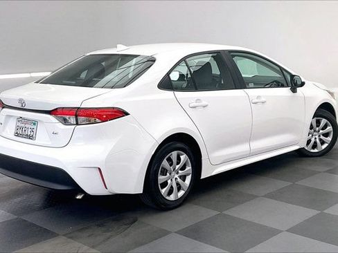 Used 2026 Toyota Corolla LE FWD image 13