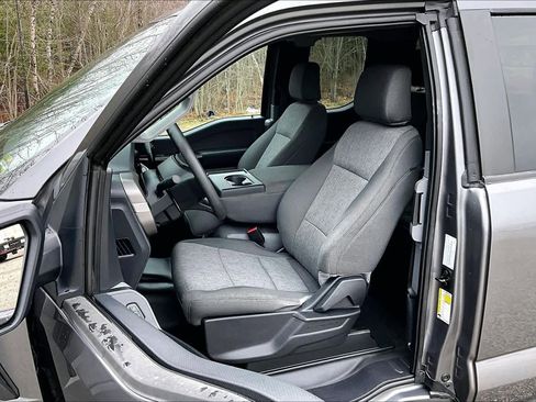 Used 2024 Ford F150 XL image 9