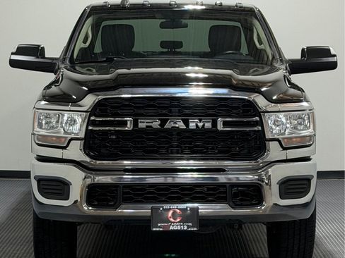 Used 2020 RAM 2500 Tradesman w/ Chrome Appearance Group AWD/4WD image 3