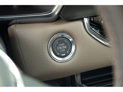 New 2026 GMC Canyon Denali image 30