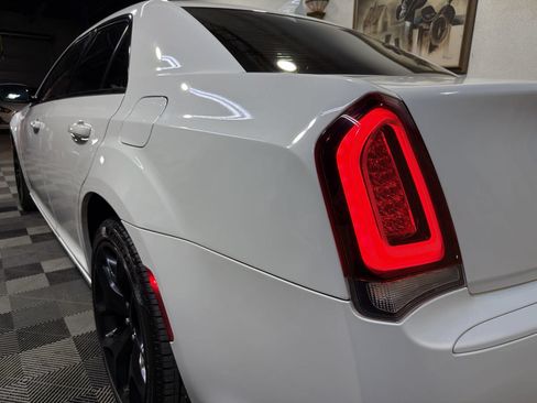Used 2021 Chrysler 300 S RWD image 9