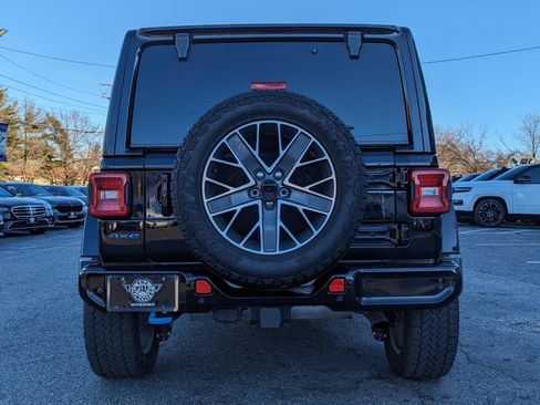 Used 2024 Jeep Wrangler High Altitude AWD/4WD image 9