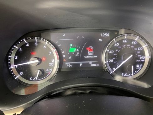 Used 2021 Toyota Highlander Limited FWD image 34