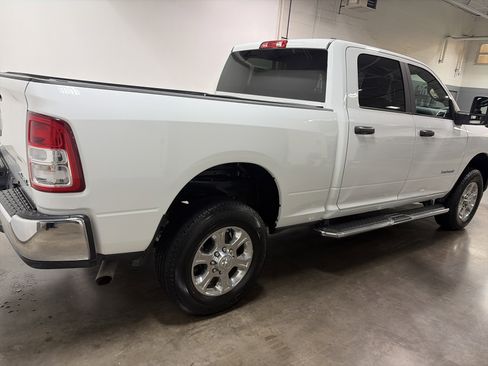 Used 2024 RAM 2500 Big Horn AWD/4WD image 3