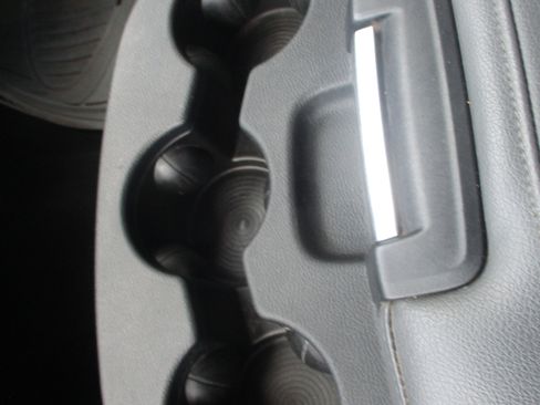 Used 2018 RAM 2500 Tradesman w/ Chrome Appearance Group image 12