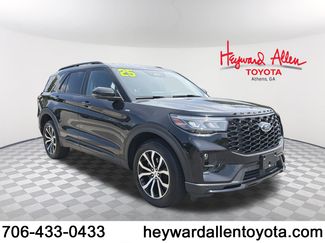 Used 2025 Ford Explorer ST-Line AWD/4WD video 1