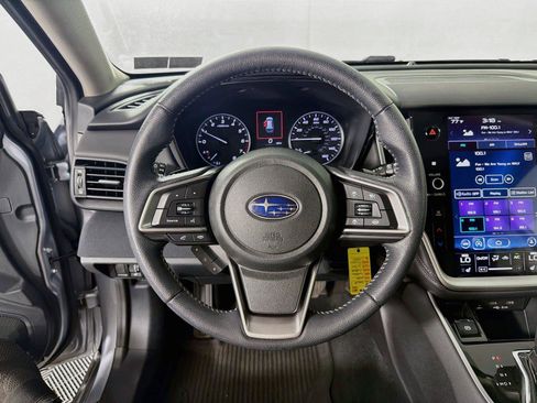 Used 2020 Subaru Outback Premium AWD/4WD image 3