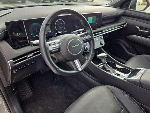 Used 2025 Hyundai Santa Cruz Limited image 13