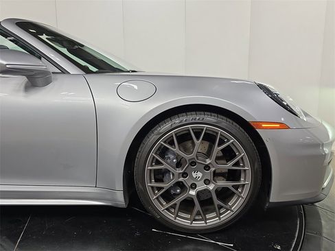 Used 2025 Porsche 911 Carrera image 11