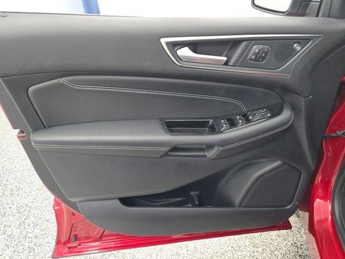 Used 2020 Ford Edge Titanium w/ Equipment Group 301A image 23