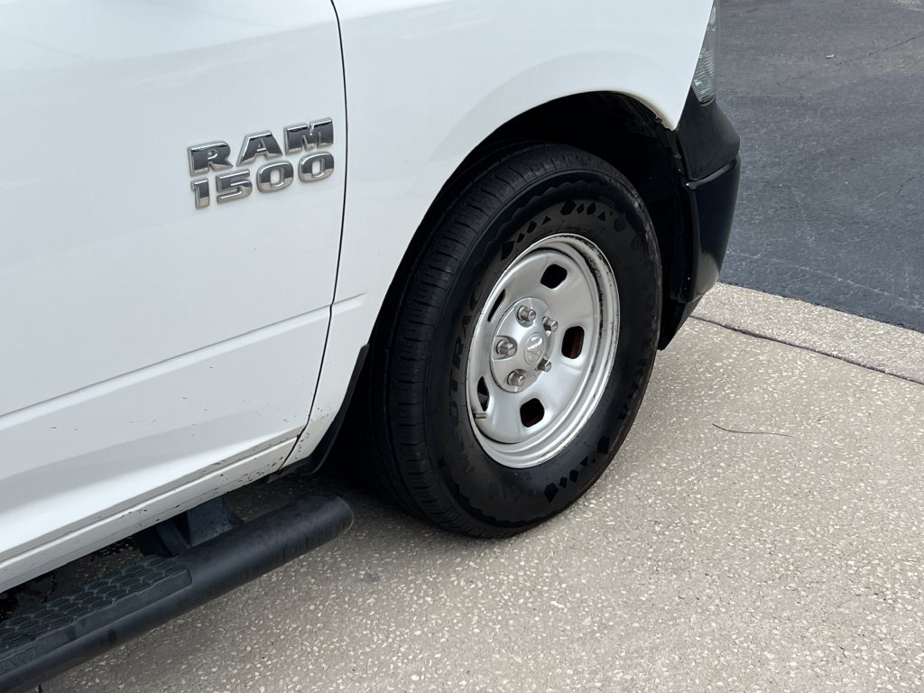 Used 2018 RAM 1500 Express RWD image 16