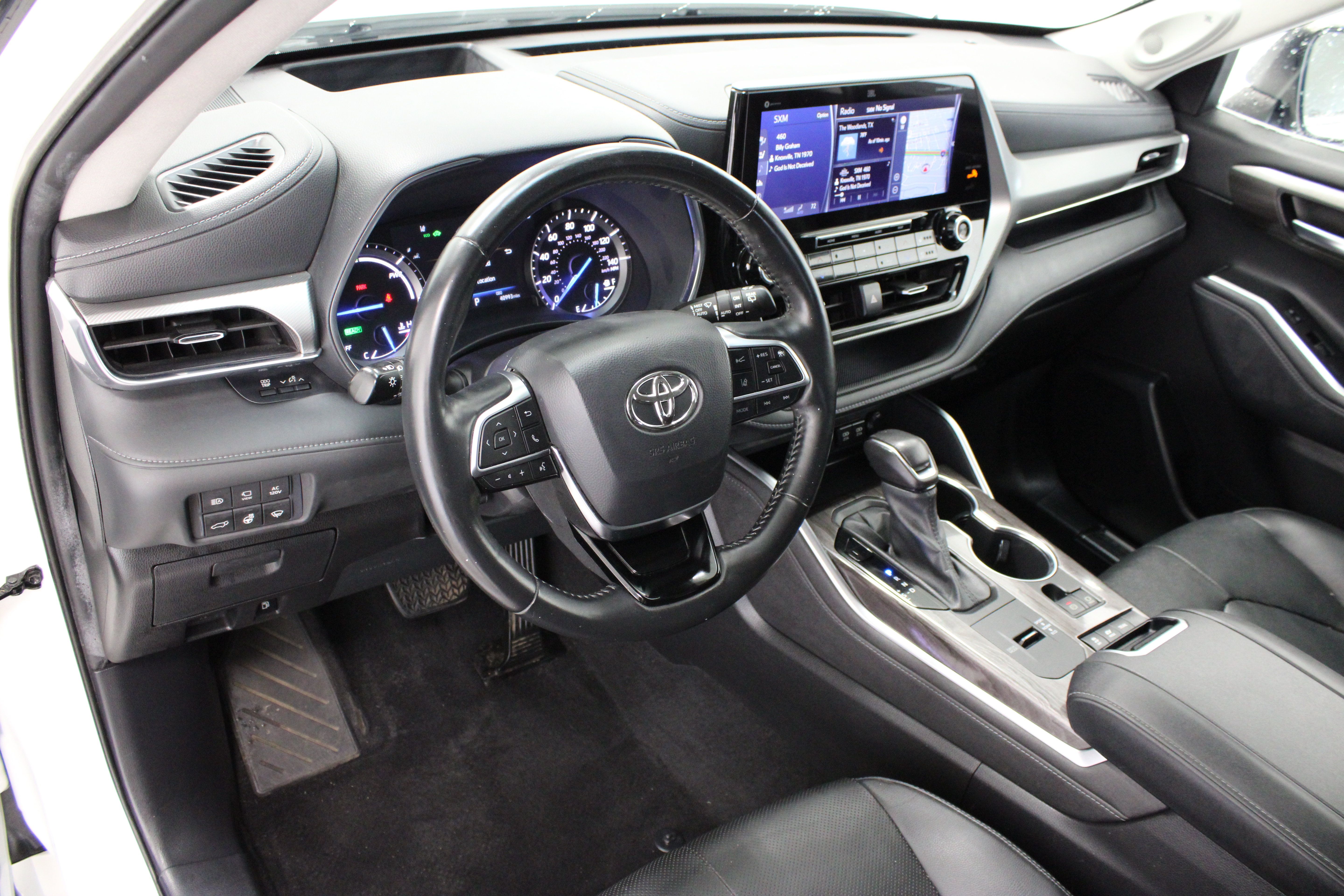 Certified 2020 Toyota Highlander Platinum AWD/4WD image 13