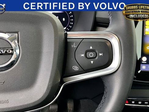 Certified 2024 Volvo XC40 B5 Ultimate w/ Protection Package Premier AWD/4WD image 27