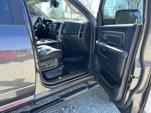 Used 2018 RAM 2500 Laramie w/ Sport Appearance Group image 11
