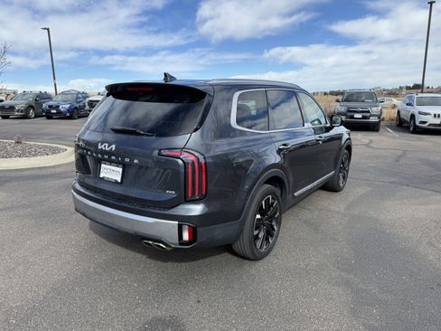 Used 2023 Kia Telluride SX image 7