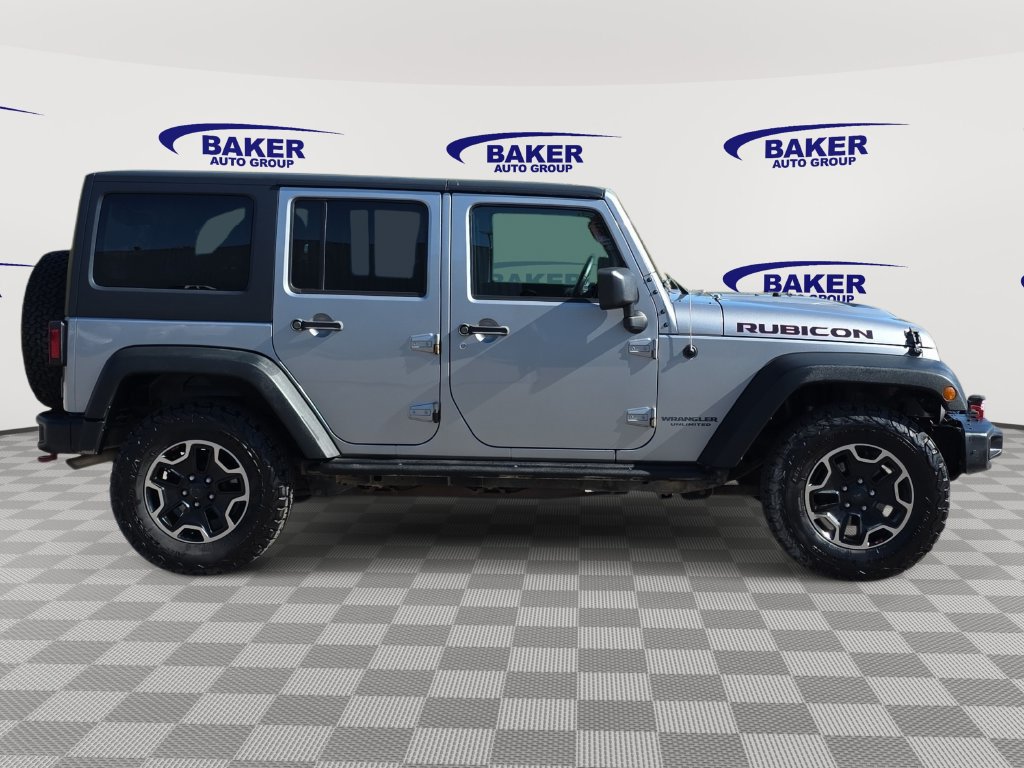 Used 2016 Jeep Wrangler Unlimited Rubicon AWD/4WD image 2