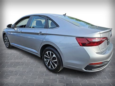 Used 2024 Volkswagen Jetta S image 5