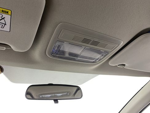 Used 2022 Honda HR-V LX image 25