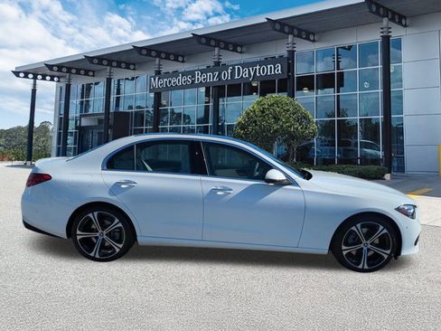 Used 2026 Mercedes-Benz C 300 Sedan image 3